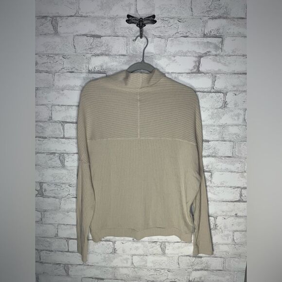 Free People Beach Cowl Neck Ribbed Lightweight Sweater Cream Colored - Picture 2 of 5